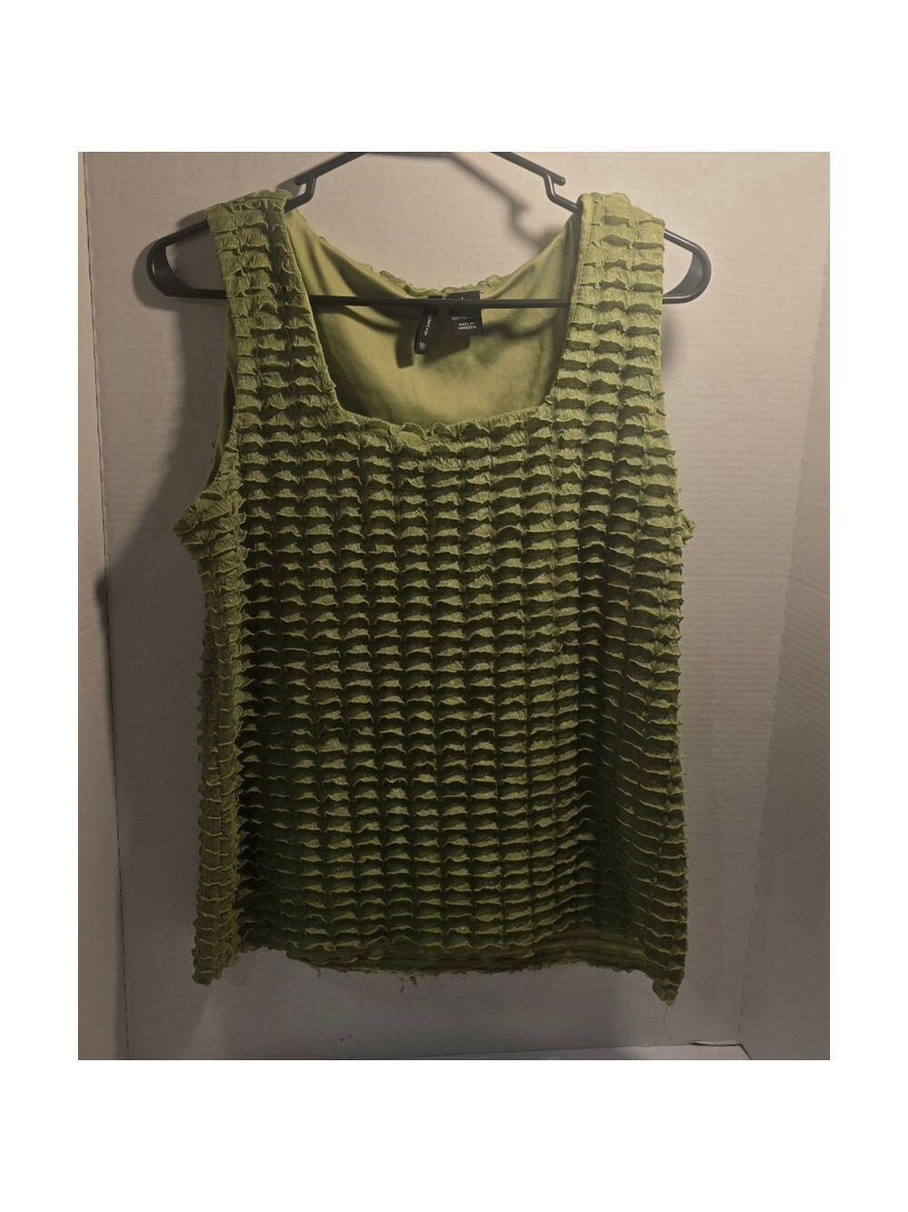 Women's New Directions size large green tank top A1